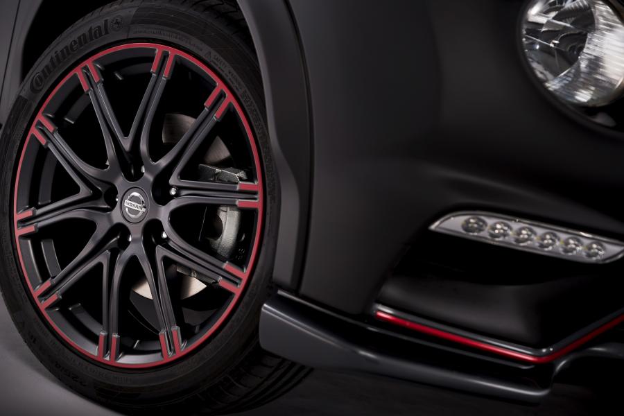  Nissan Juke Dark Knight Rises by Nismo 2012 года  (UK) (фото 7 из 16)